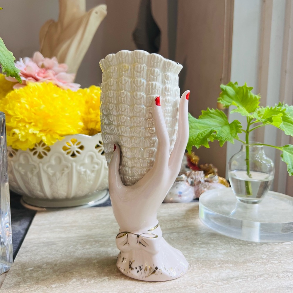 Cool Kitschy Vintage Cream and Red Hand Vase